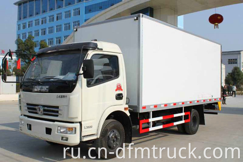 Dongfeng Dollicar D6-L 130HP 4X2 Refrigerator Truck